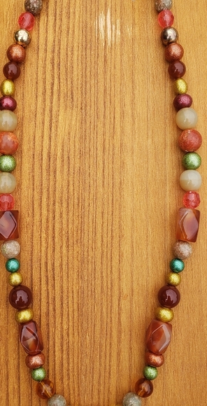 🍁Fall Necklace🍁 - Picture 2 of 5